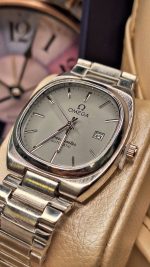 ساعت مچی مردانه اومگا کلاسیک با بند فلزی